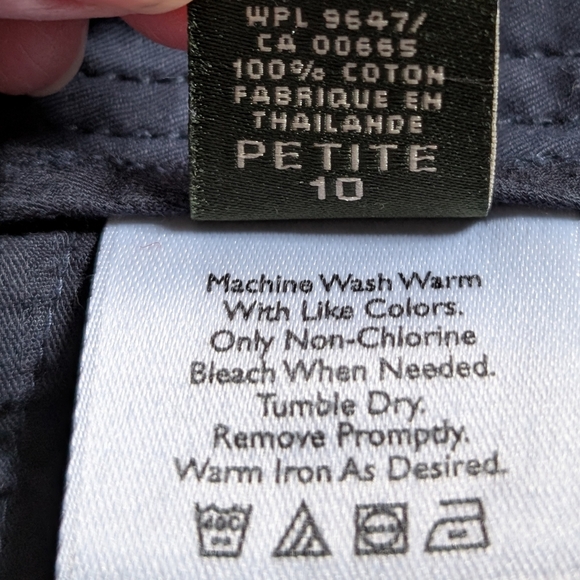 Eddie Bauer Vashon Fit Navy Pants - 10P - Navy - Gently Used - Super Soft Fabric - Picture 12 of 15